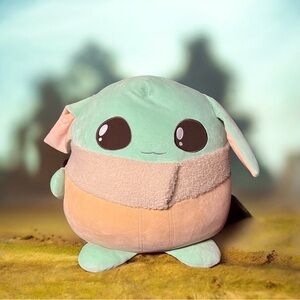 ❇️MATTEL/STAR WARS: Big Grogu Mandalorian plushy, in great condition.